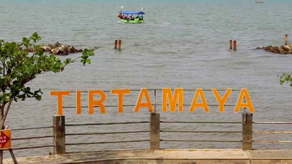Pantai Tirtamaya Indramayu, Suguhkan Ragam Pesona&nbsp;Keindahan