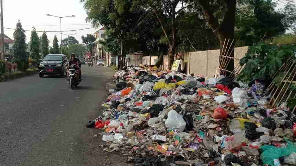 Penanganan Sampah di Kabupaten Bandung Perlu Kembangkan Sistem&nbsp;TSM