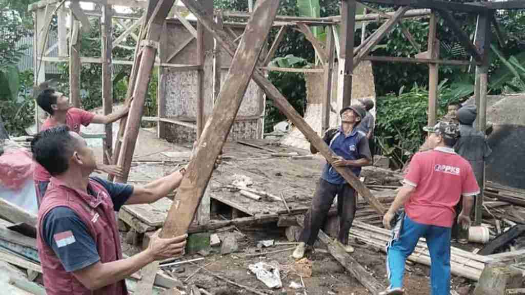 Sumringahnya Warga Desa Jayasari Pangandaran, Dapat Bantuan Rutilahu dari&nbsp;Kemensos