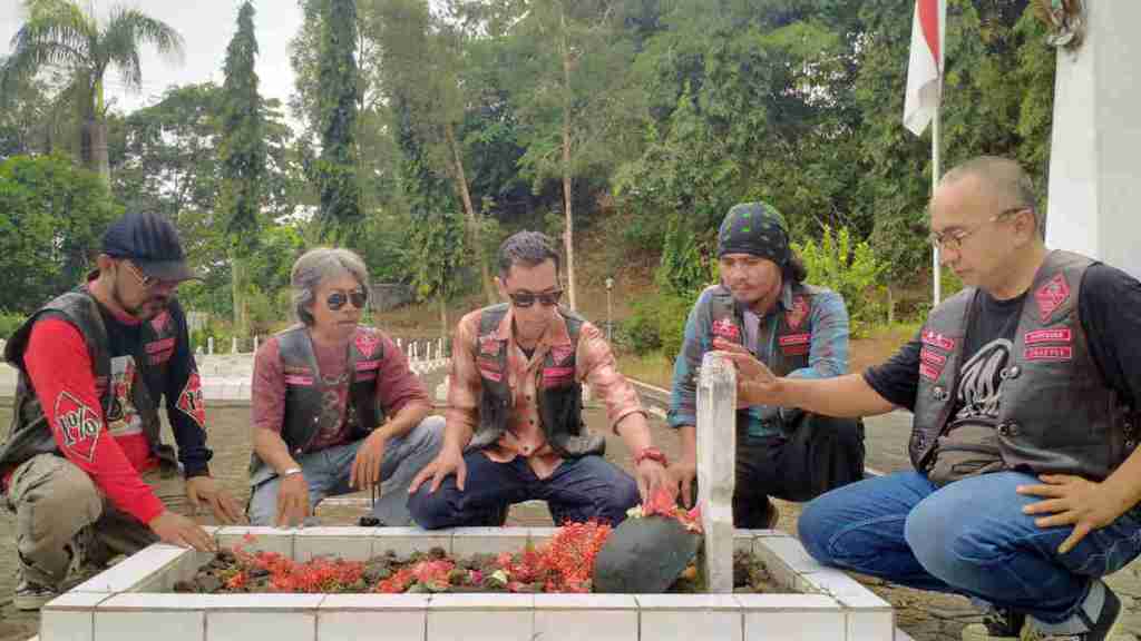 Momen Harkitnas, Bikers Brotherhood Priangan Timur Tabur Bunga di TMP Kusuma Bangsa Kota Banjar 