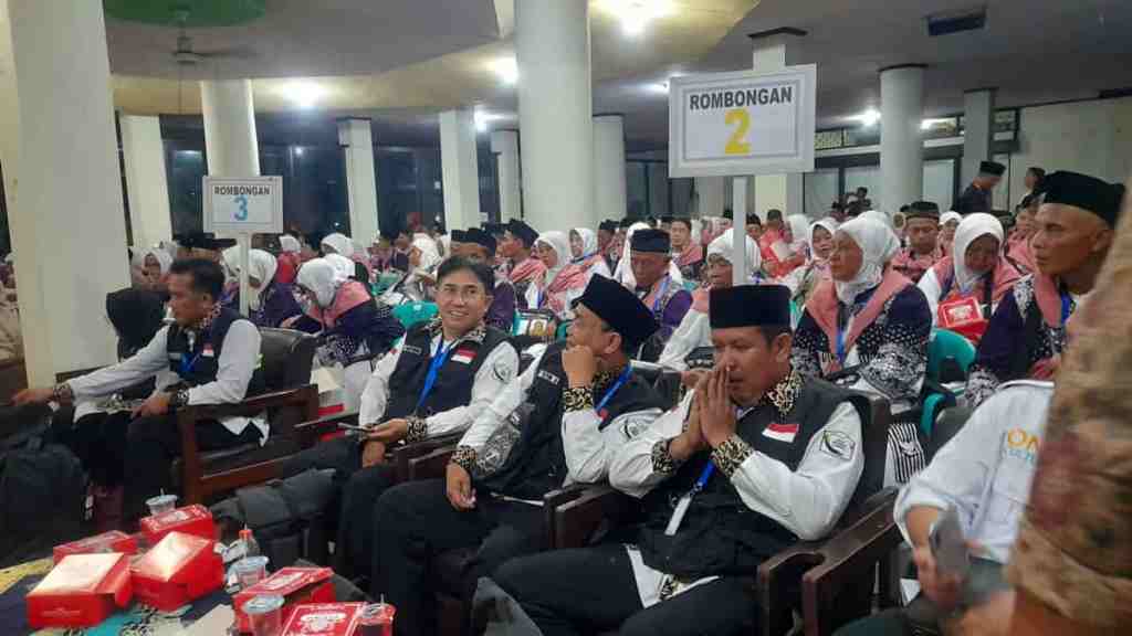 235 Calon Jemaah Haji Kloter 33 JKS Asal Kota Banjar&nbsp;Diberangkatkan