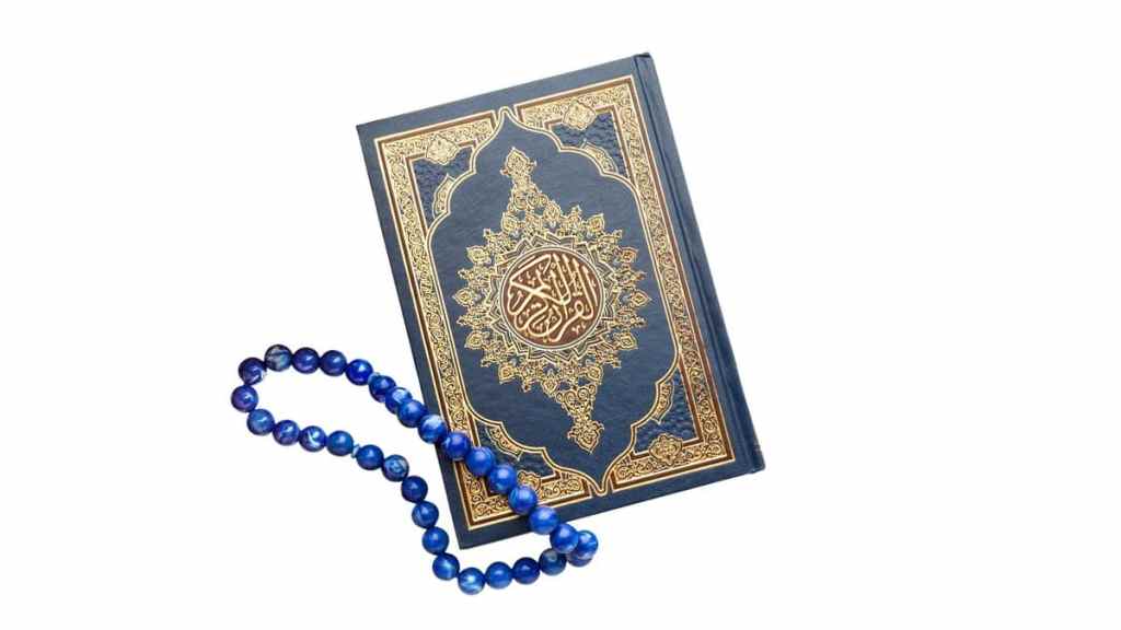 Kandungan Surat Al Baqarah Ayat 20 Lengkap dengan&nbsp;Hikmahnya