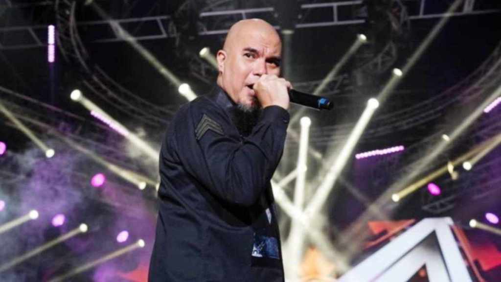Jumpa Pers Jelang Konser Dewa 19, Ahmad Dhani Terlambat Datang Gegara Pesawat Delay 2,5&nbsp;Jam
