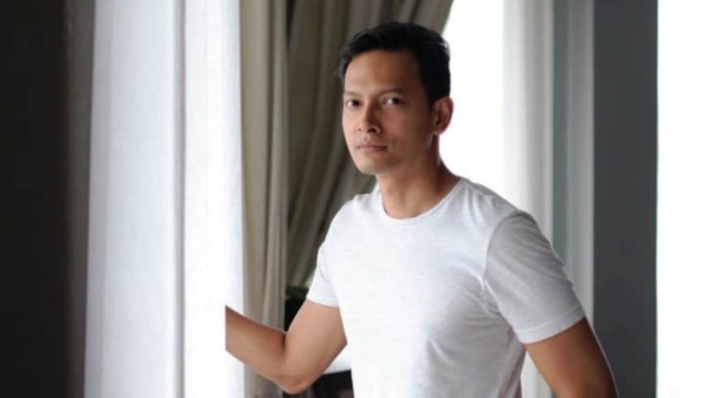 Fedi Nuril Kritik KPU Soal Penggunaan Dana APBN untuk Sewa Jet Pribadi: Ikuti Jejak Anak&nbsp;Presiden?